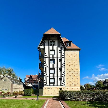 Studio En Rez De Jardin Deauville Centre Et Plage Exterior photo